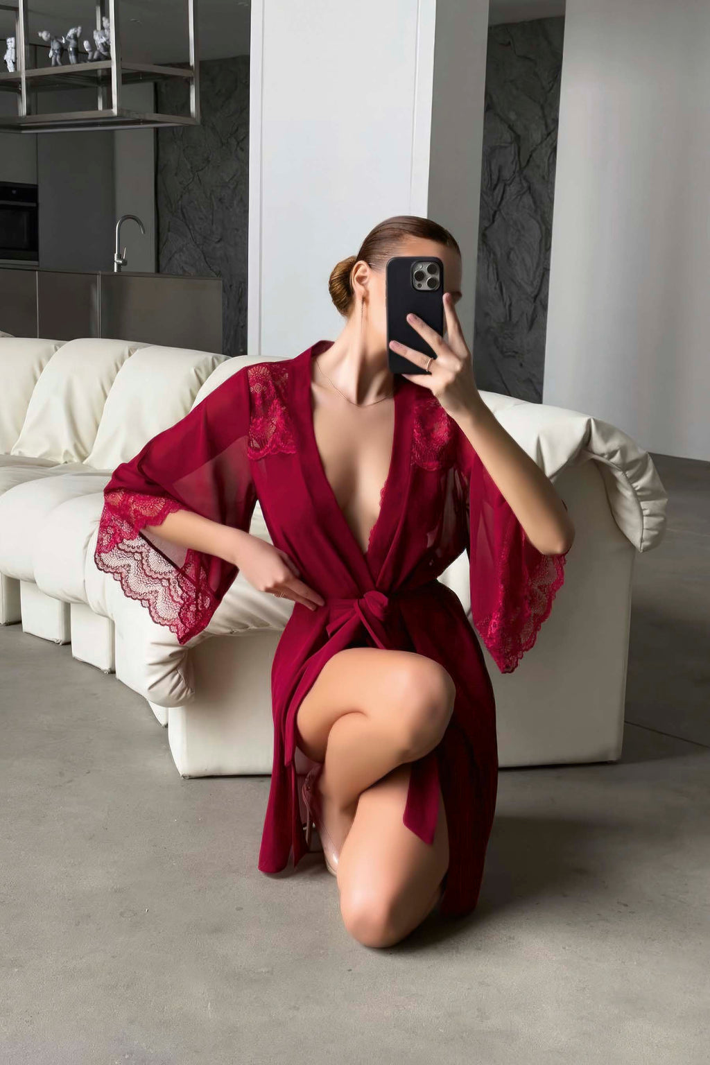 KADIN BORDO DANTELLİ VE ŞİFON DETAYLI SABAHLIKLI V YAKA BODY İÇ GİYİM TAKIMI